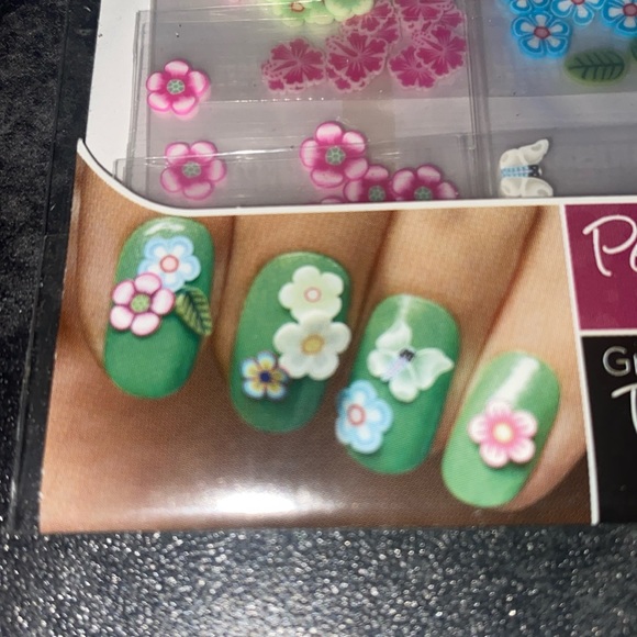 Cina Nail Creations Nail Art Kit 🌸Petal Pusher - Picture 3 of 5